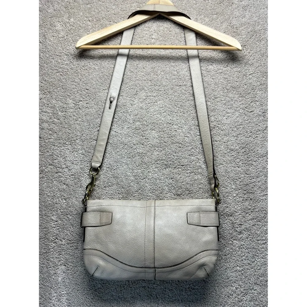 Vintage Coach Leather Soho East West Legacy Y2K beige‎ Buckle Crossbody F17125